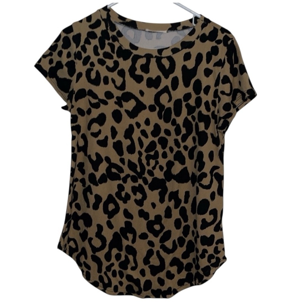 🌺BOM BOM USA ANIMAL PRINT BLOUSE